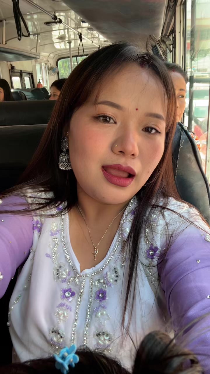 @Gurung sarmi💜