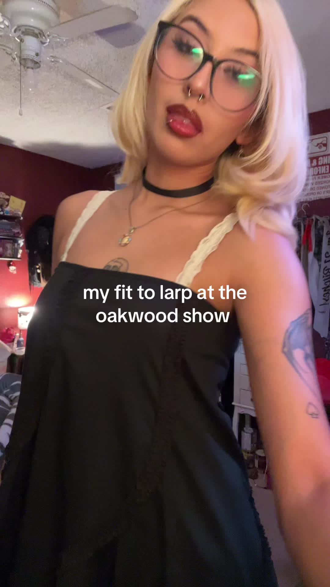 @1ntomoonsmind