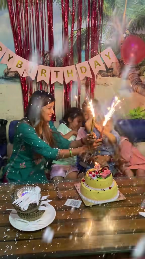 @Radhika devkota💘R