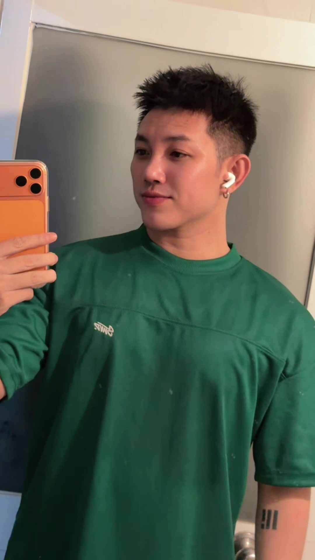 @ale𐅡