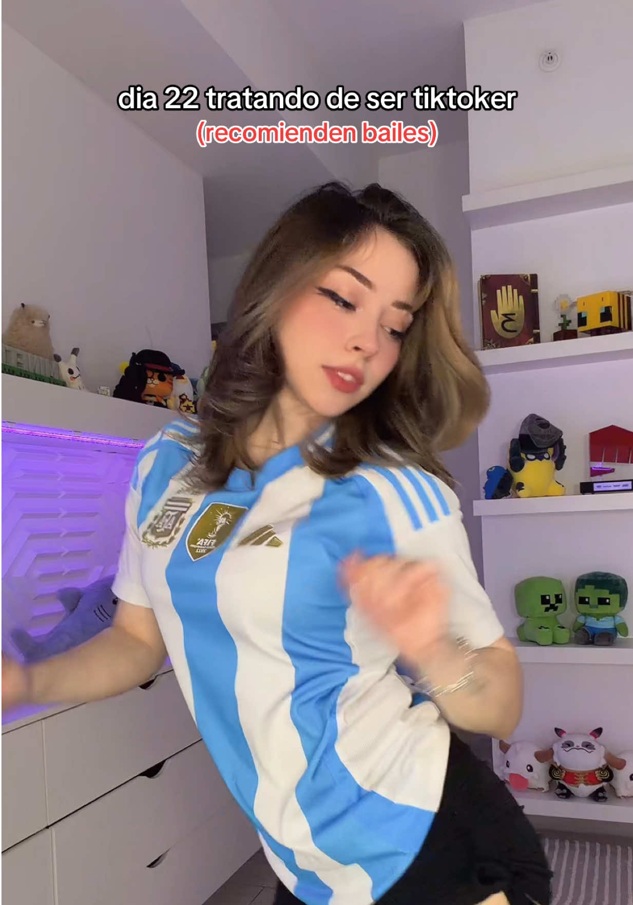 @MictiaGenerica