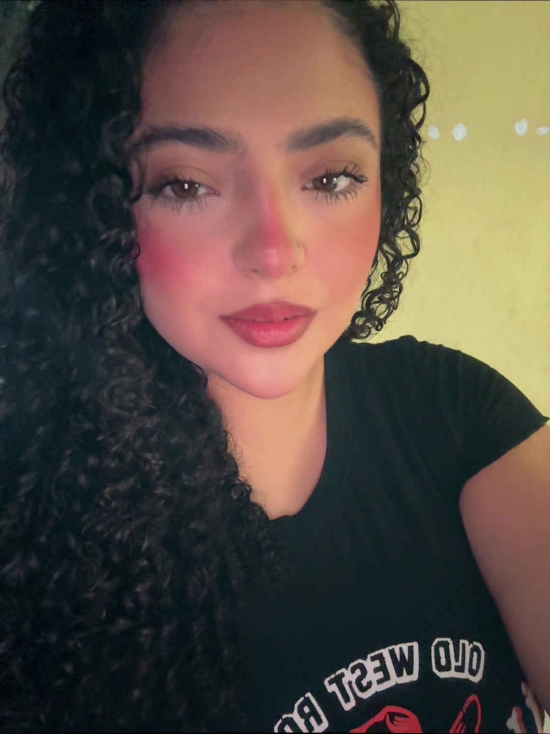 @val🖤🍒
