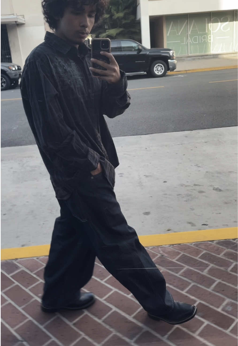 @livingoxymoron0
