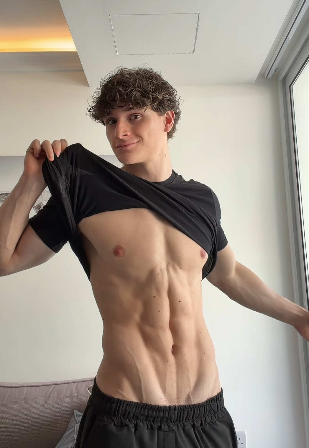 @Tommywildex2