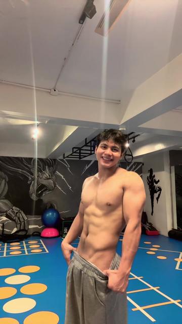 @Urfav_adam