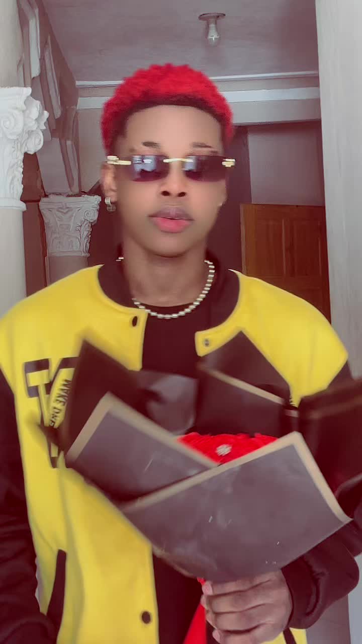 @𝔹𝕖𝕒𝕦_𝕘𝕠𝕤𝕤𝕖_𝕞𝕒𝕤𝕜𝕖