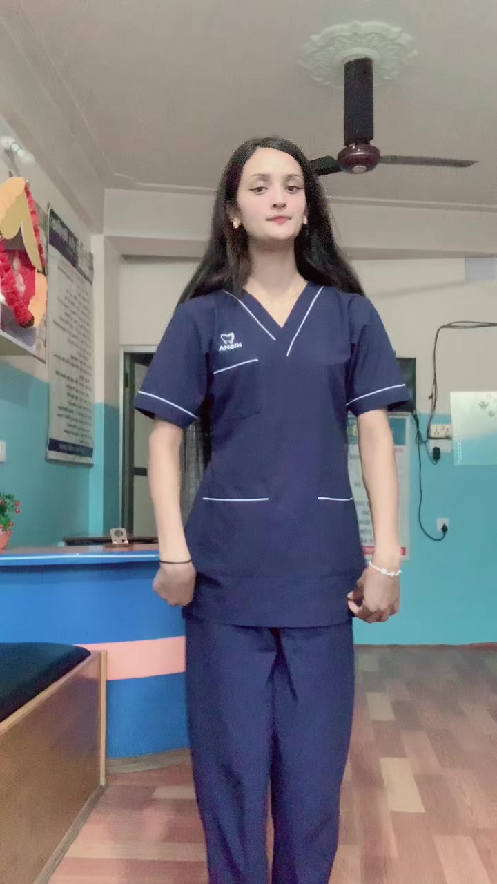 @ᥫ᭡ निशा 🦷👩⚕️