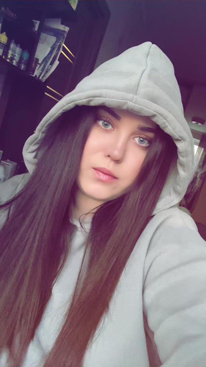 @Ксения ✨