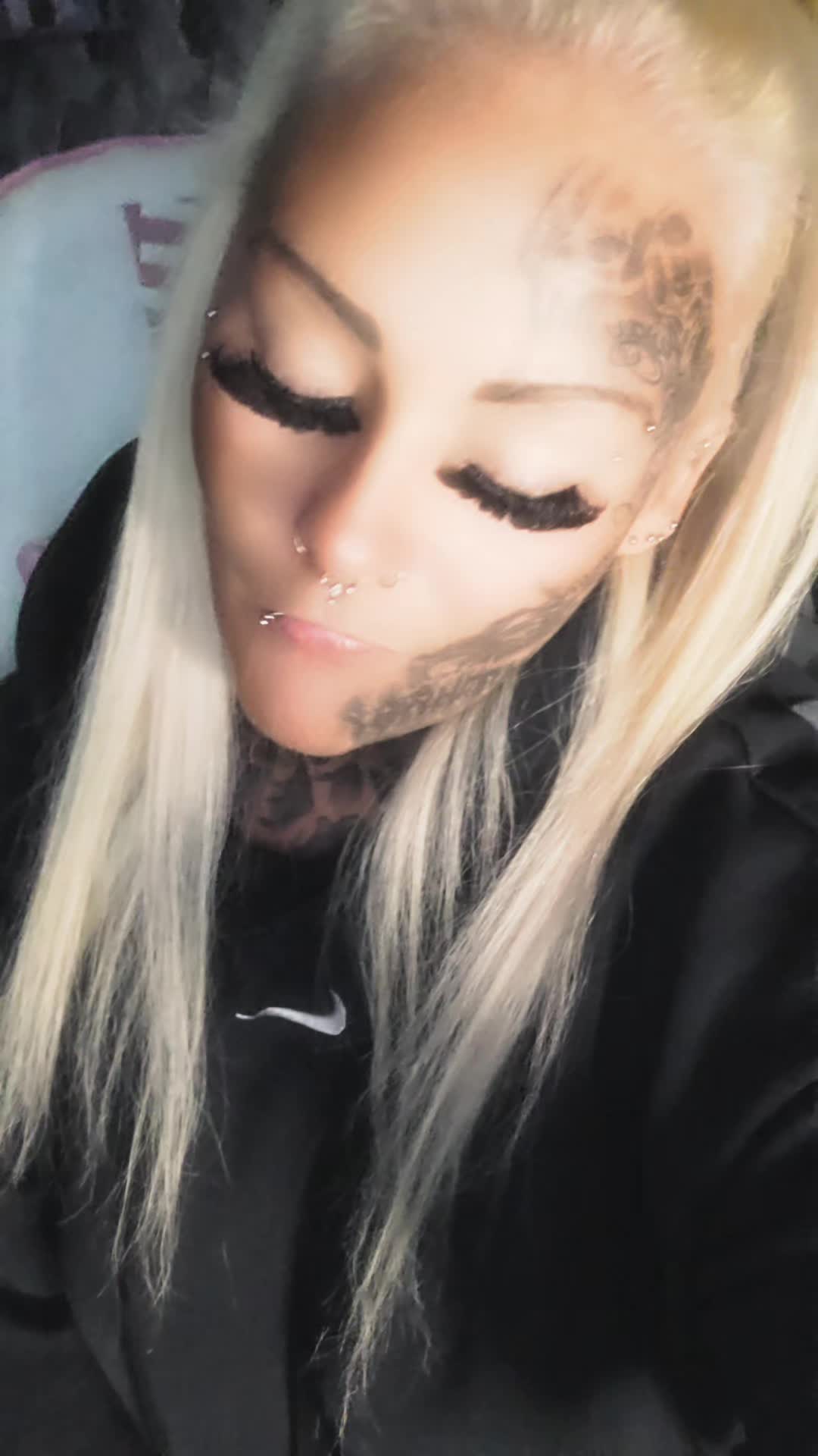 @𝓝𝓲𝓬𝓴𝔂.𝓞𝓯𝓯𝓲𝔃𝓲𝓮𝓵𝓵