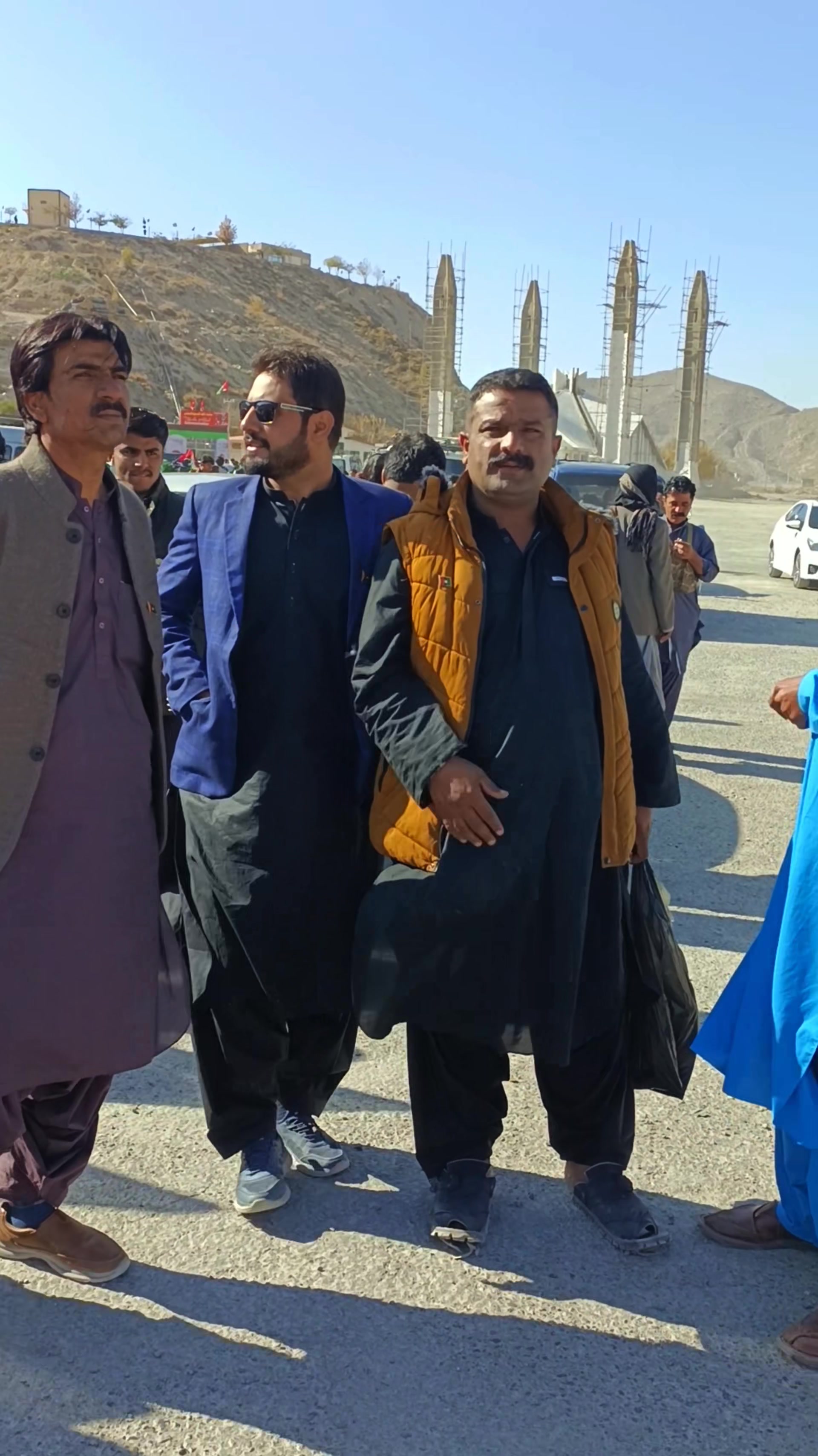 @Aurangzaib Lehri