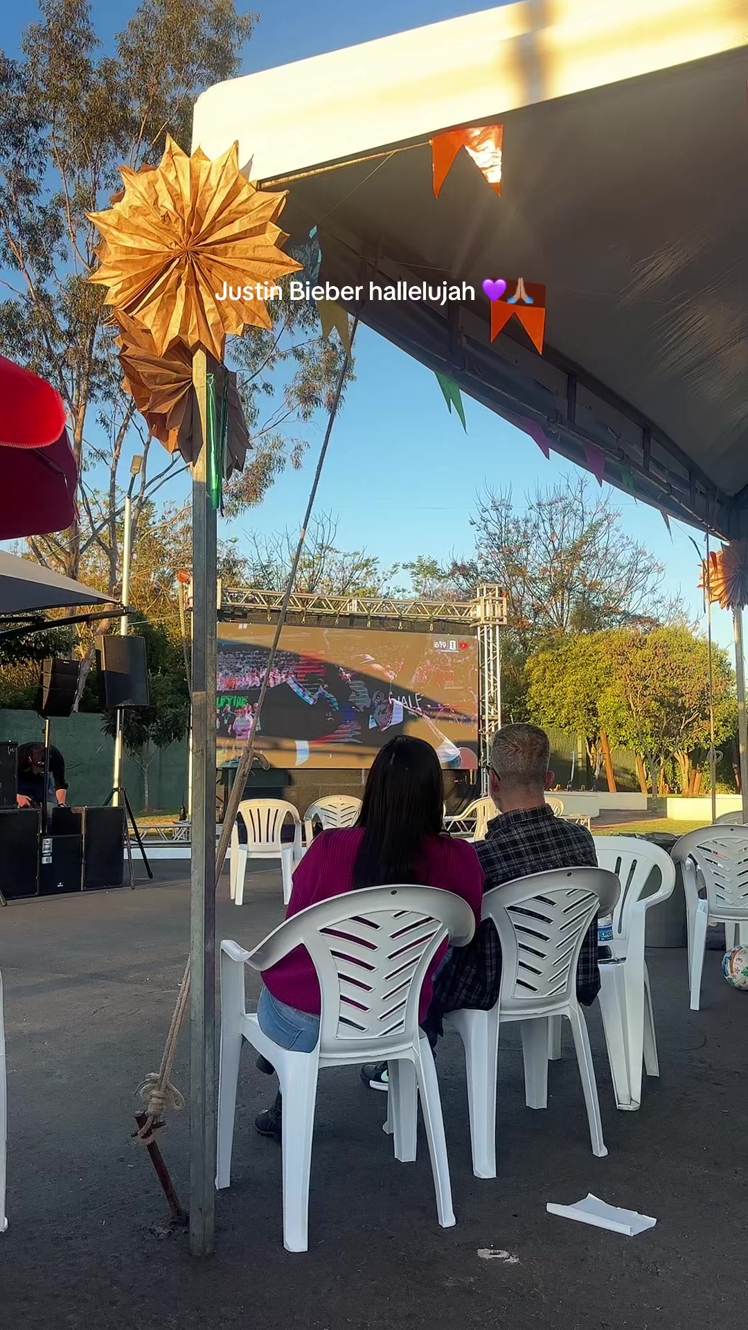 @ISADORA