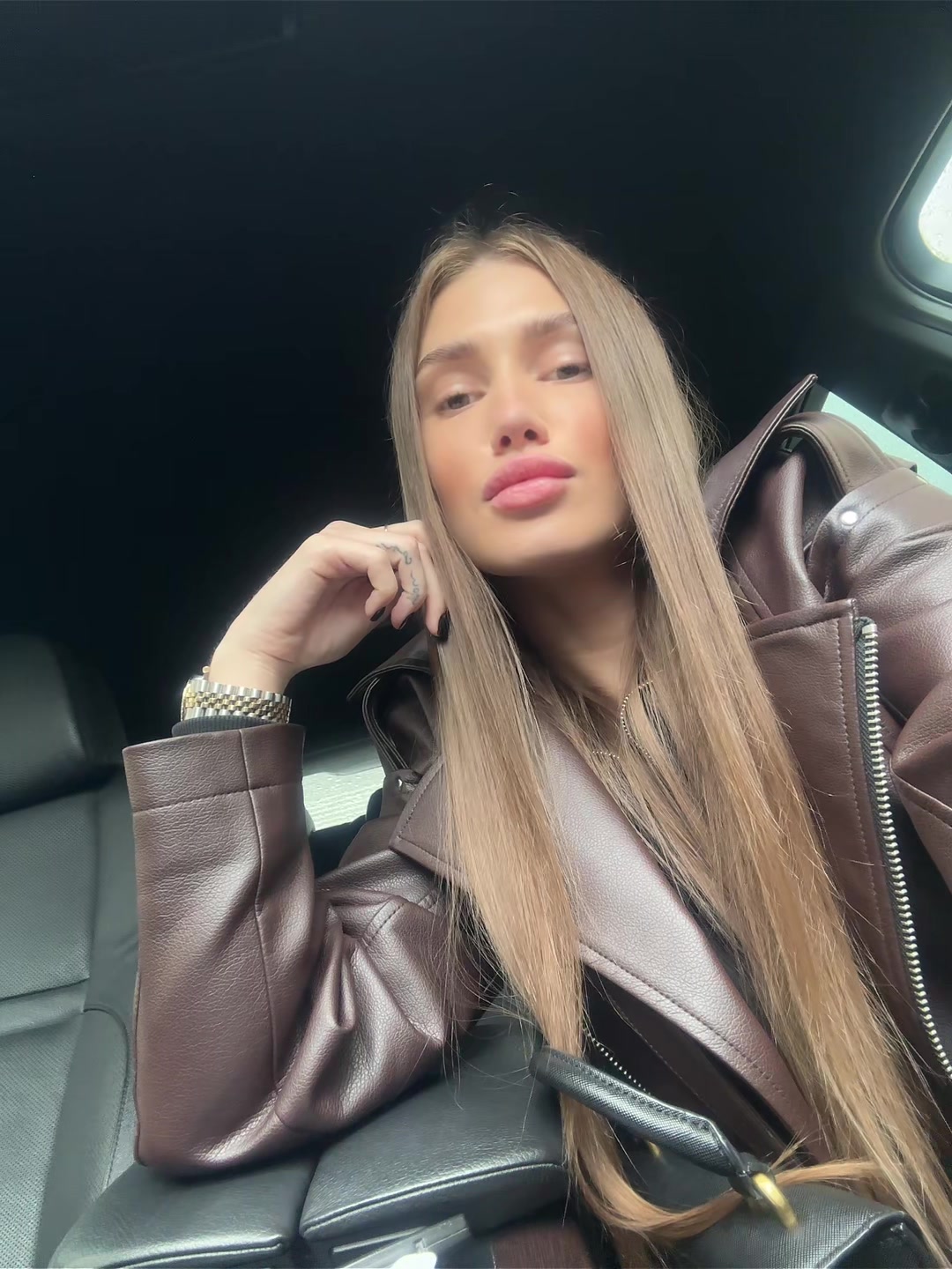 @VICTORIA LAKHNOVA