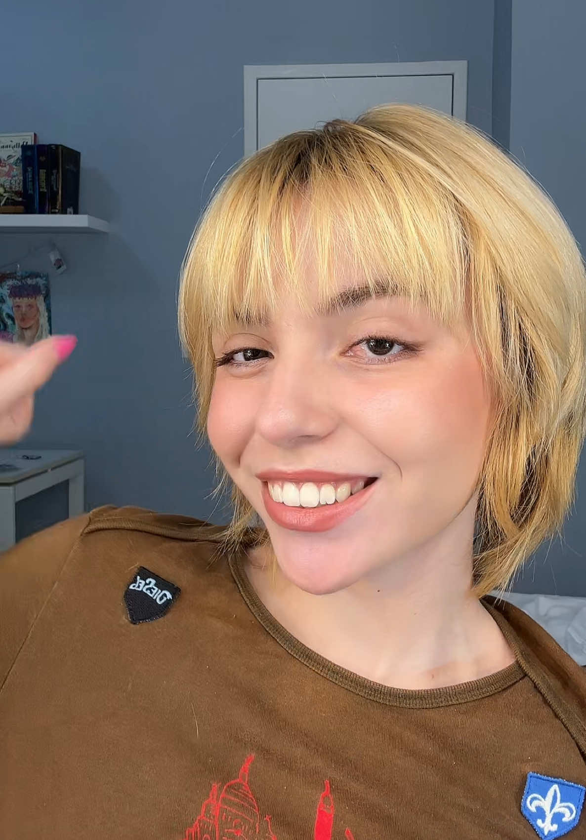 @𝐌