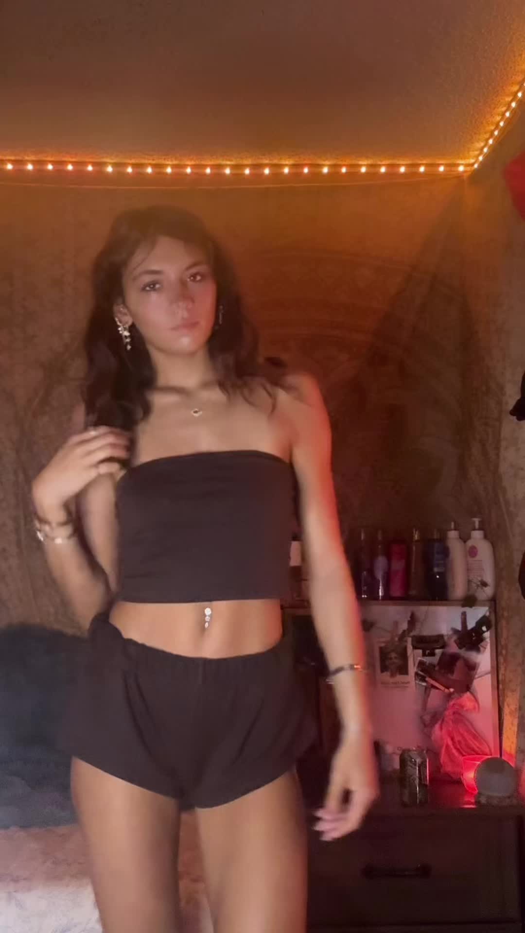 @justliveyourlifelol