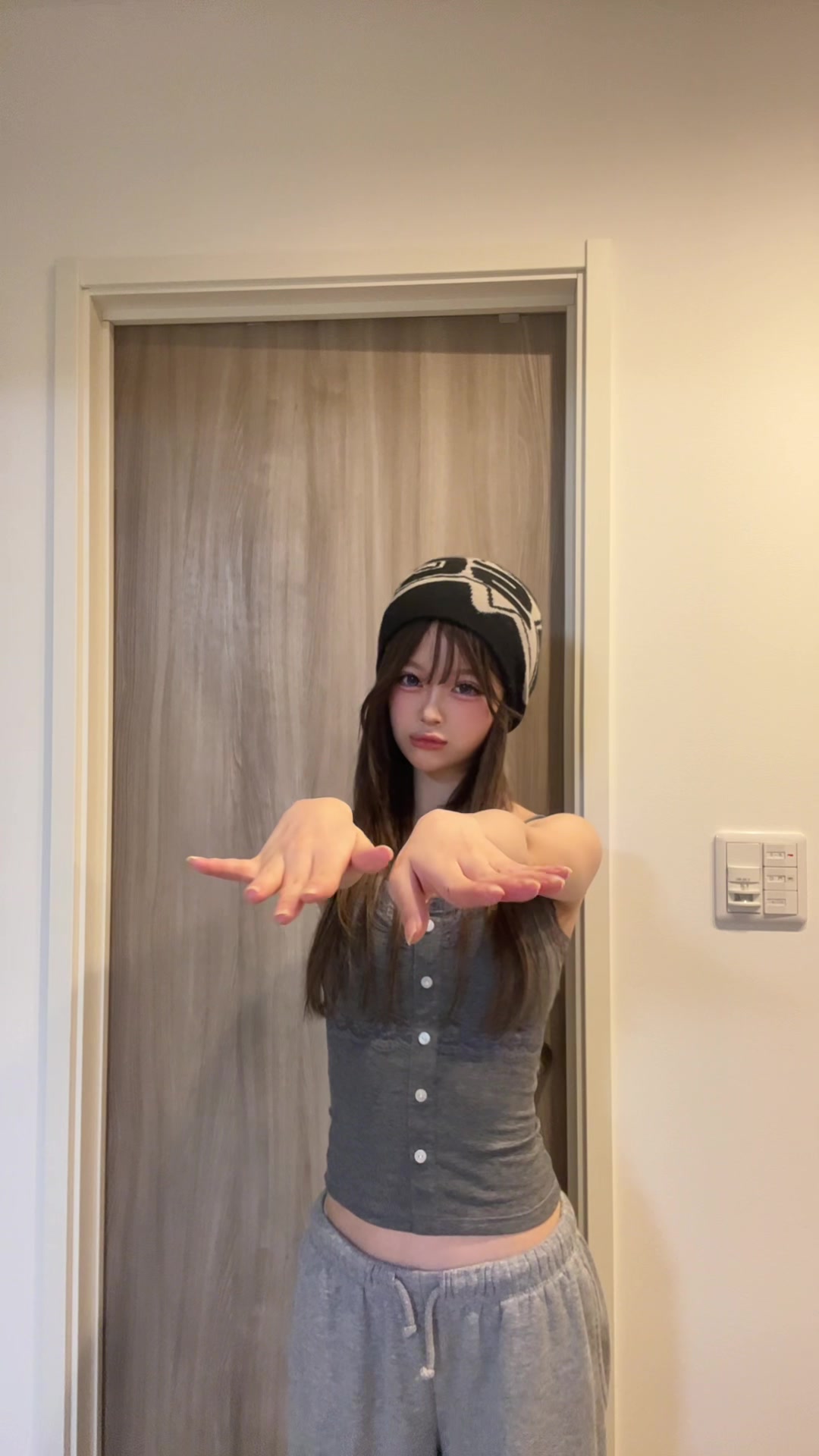 @にゃんぷー
