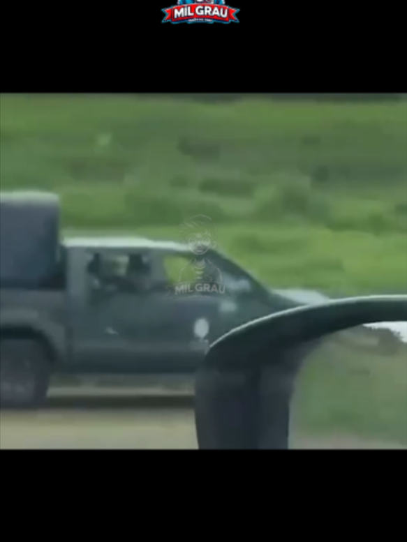 @Guaíra Mil grau Oficial