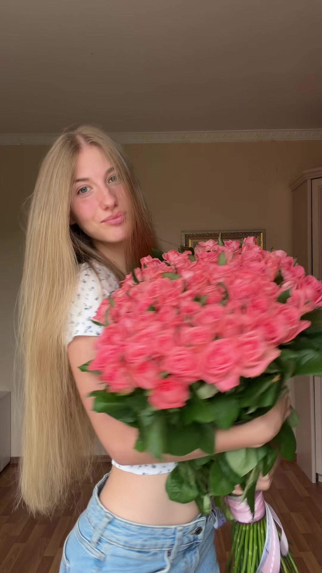 @Blondinka