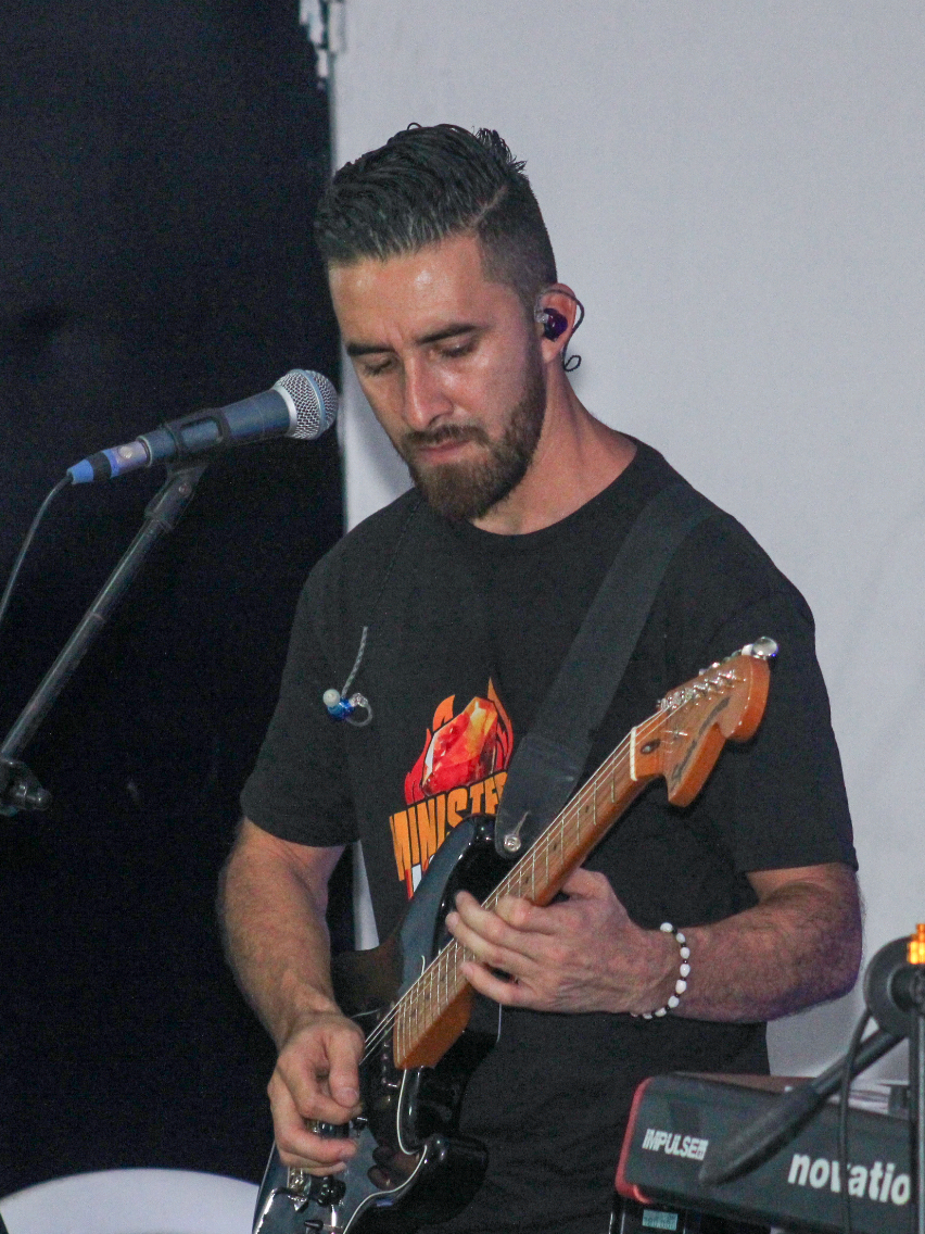@Josh Martinez  🎸