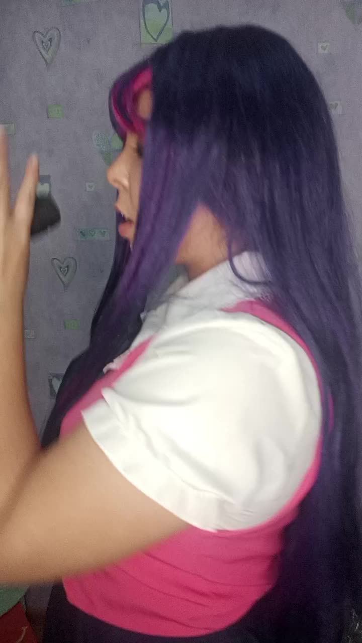 @EmoAmyGirl