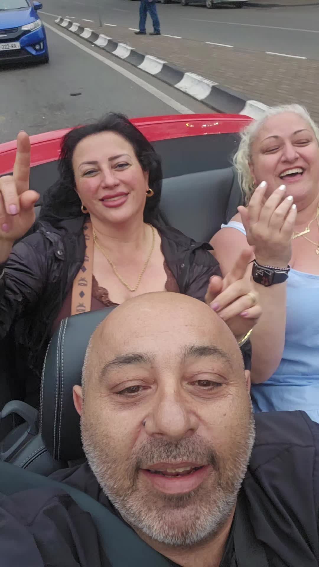 @קו האופק טיסנים