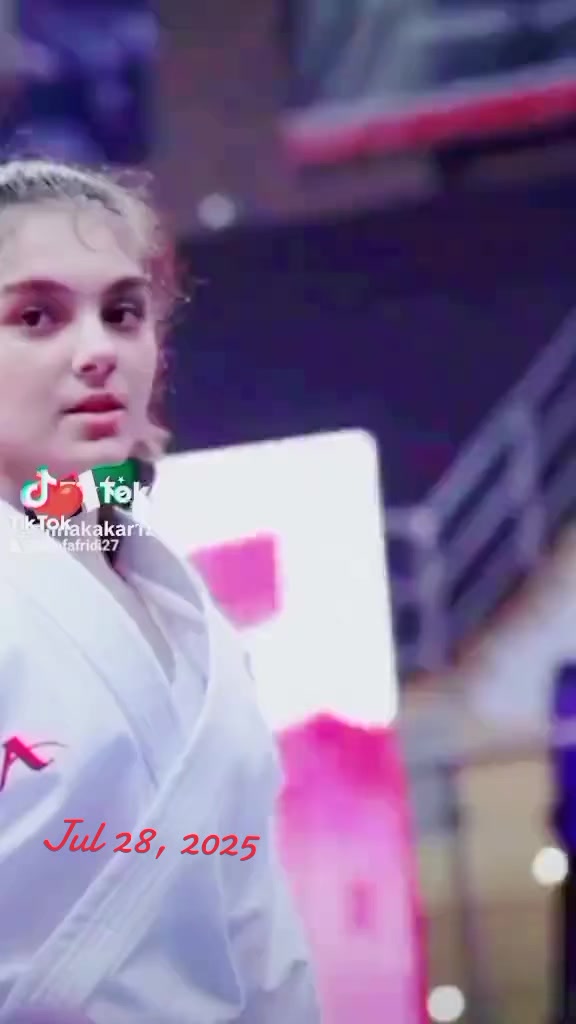 @Altaf afraid DX(🤘){] [}