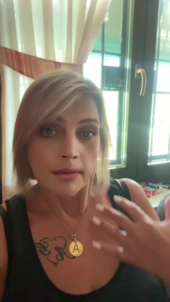 @antoniettadenicol