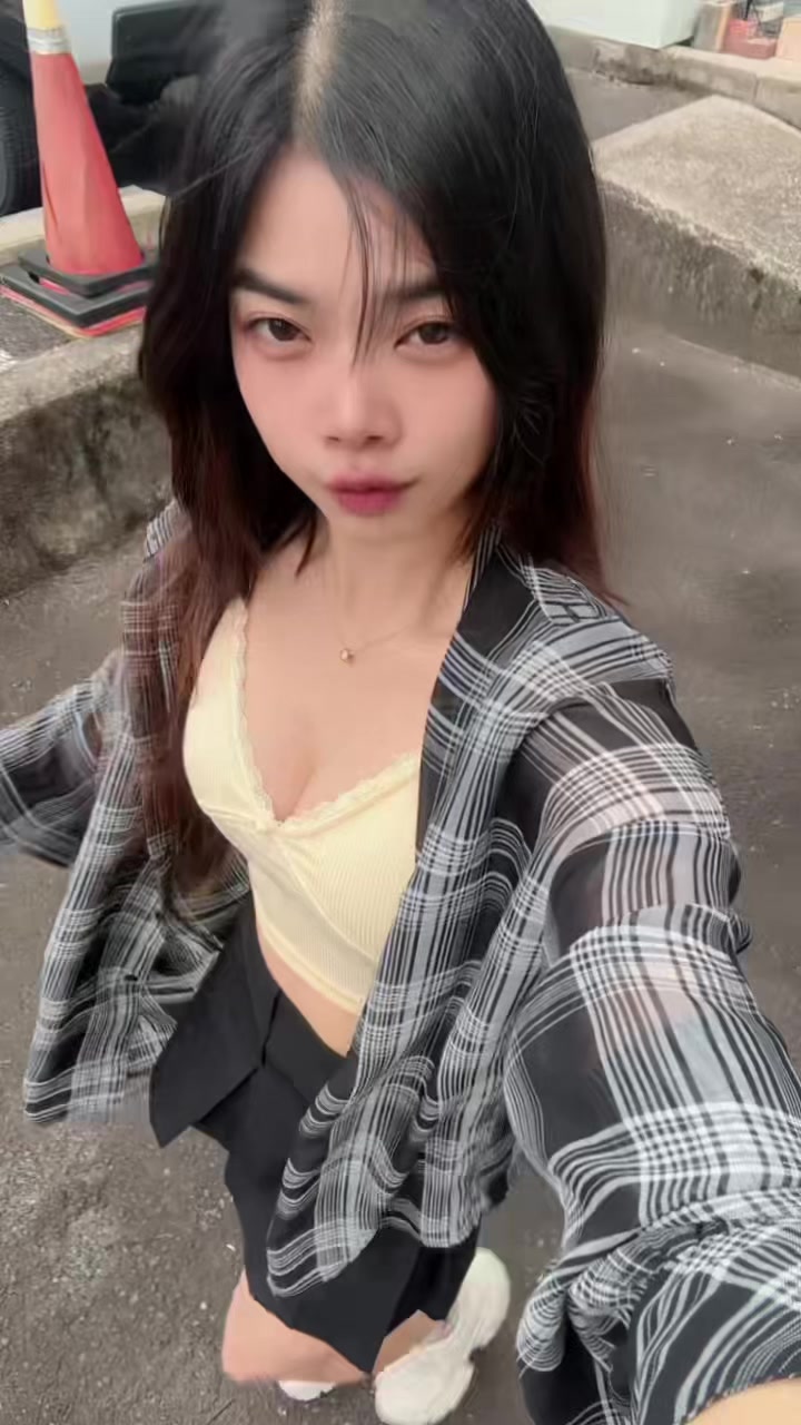 @đđ¸đ¸đˇđđ