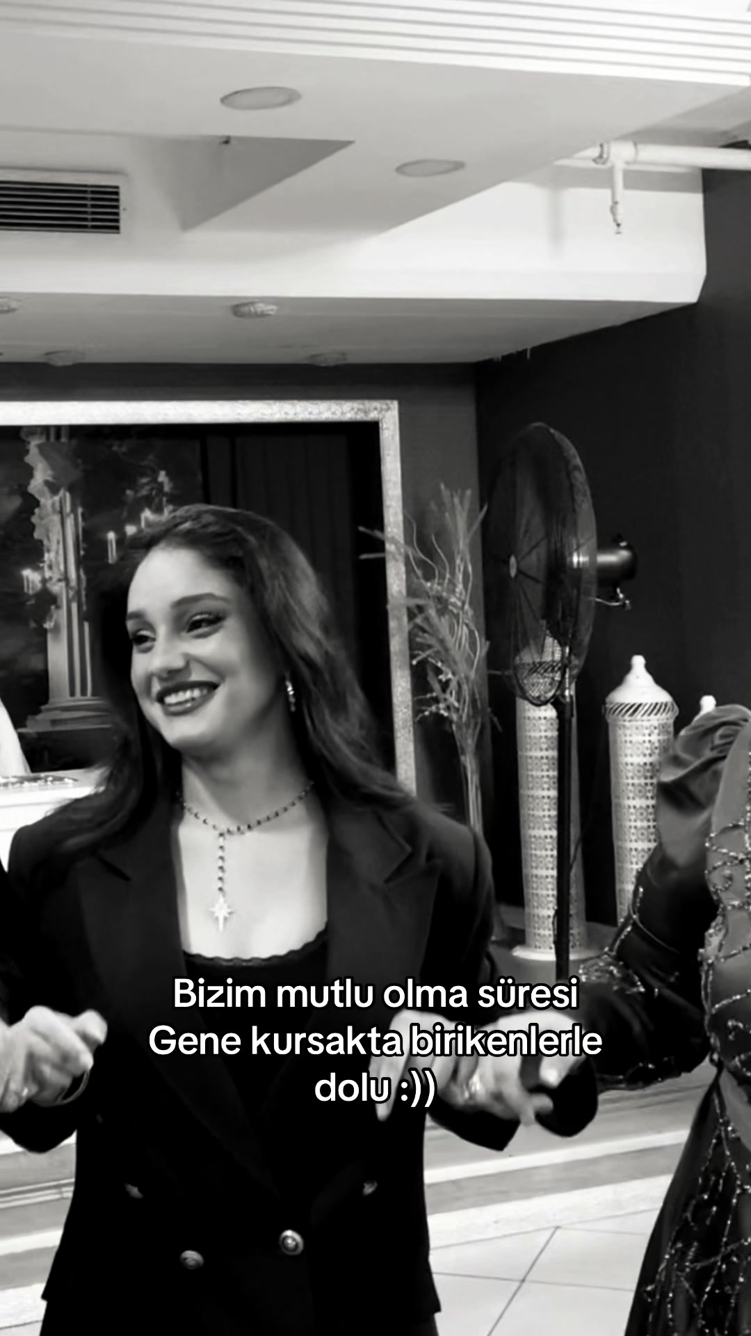 @S&uuml;sl&uuml;&uuml;🦢