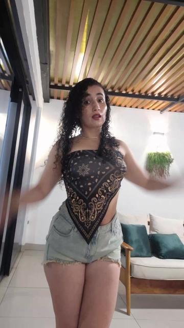 @Pequitas🫦