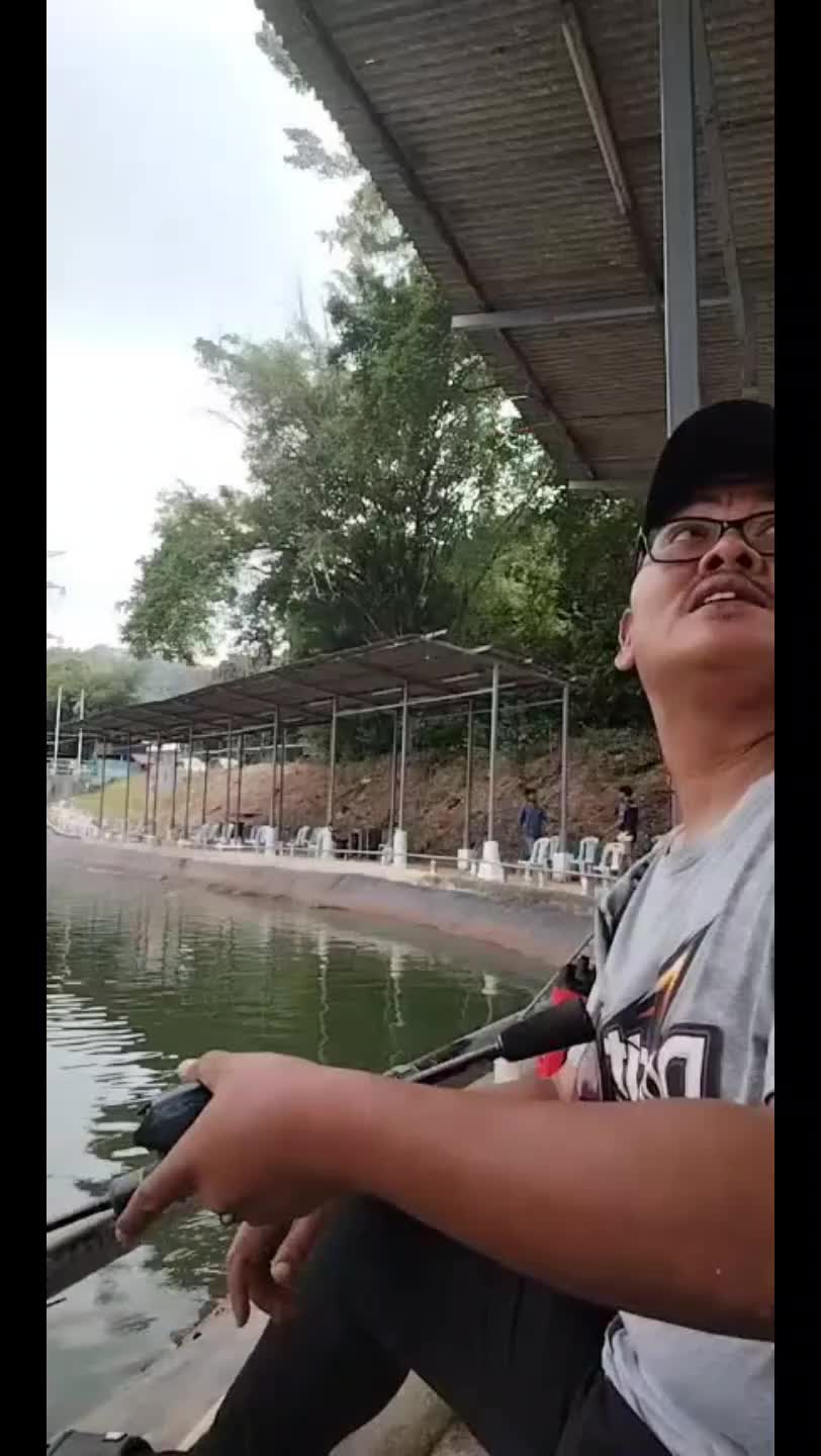@MAEL ANGLER TST
