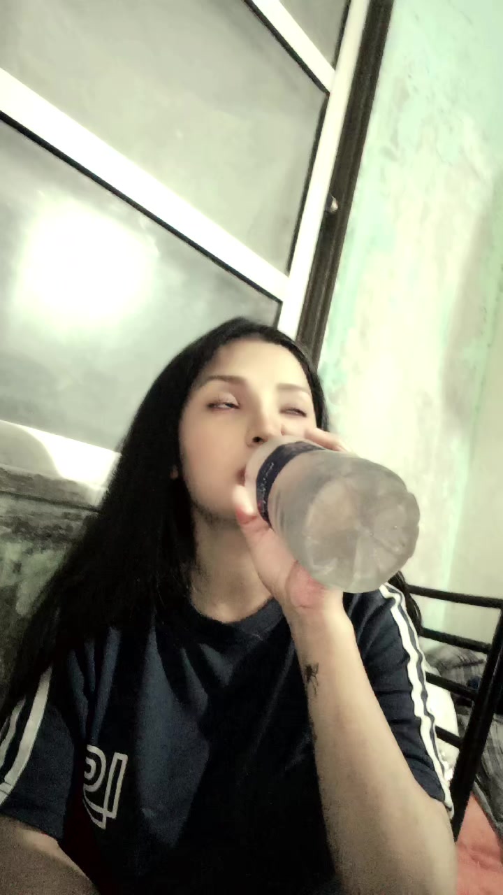 @Angel Queen 👑 is back 🤨