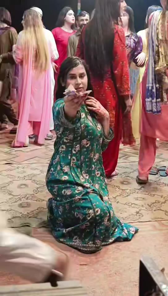@عروج آفیشل