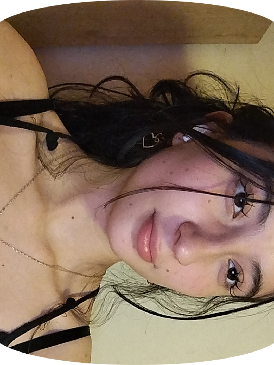 @✧* 𝓢𝓸𝓯𝓲𝓪 𝓕𝓵𝓸𝓻𝓮𝔃 ✧*