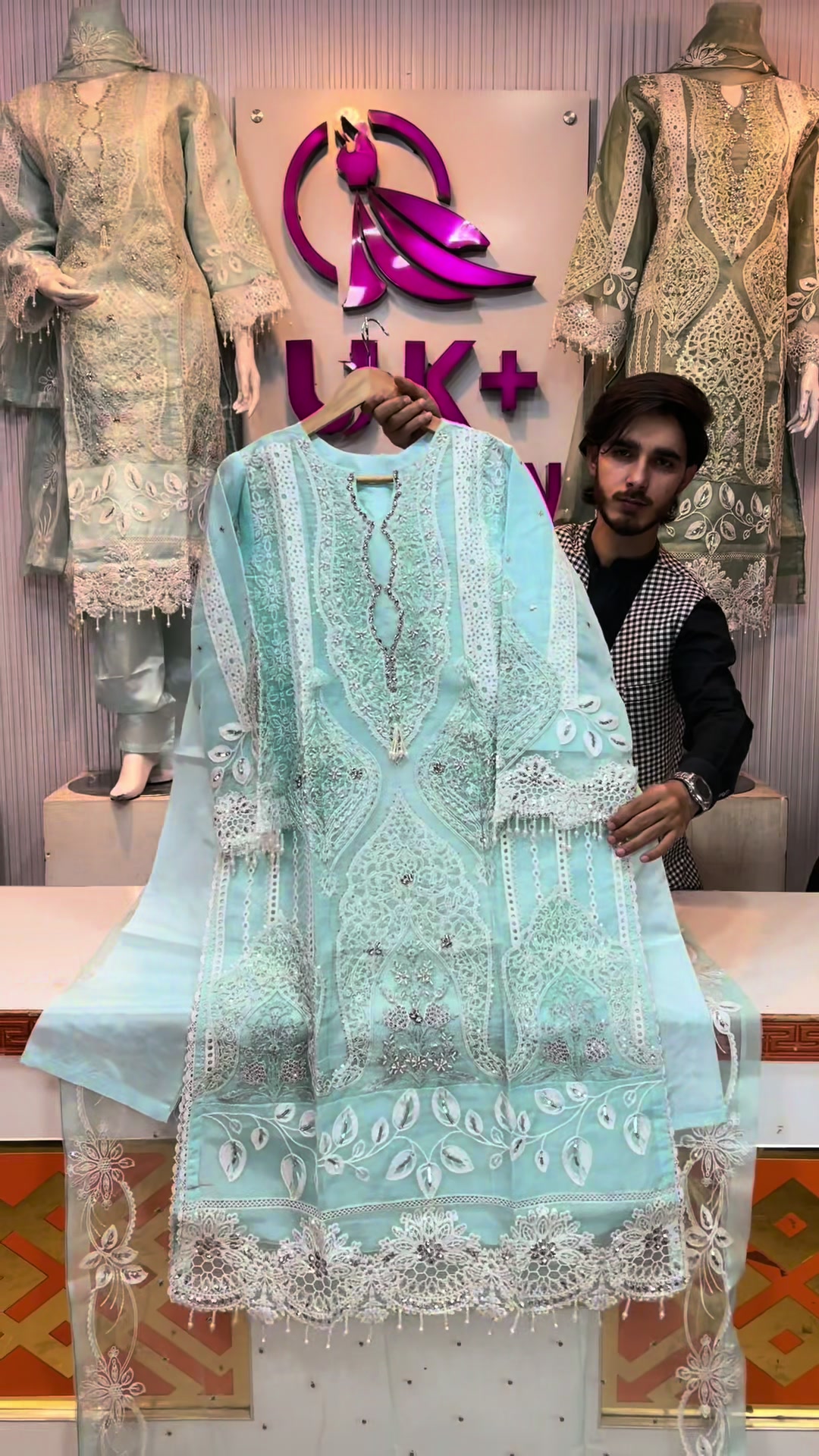 @UK+Fashion
