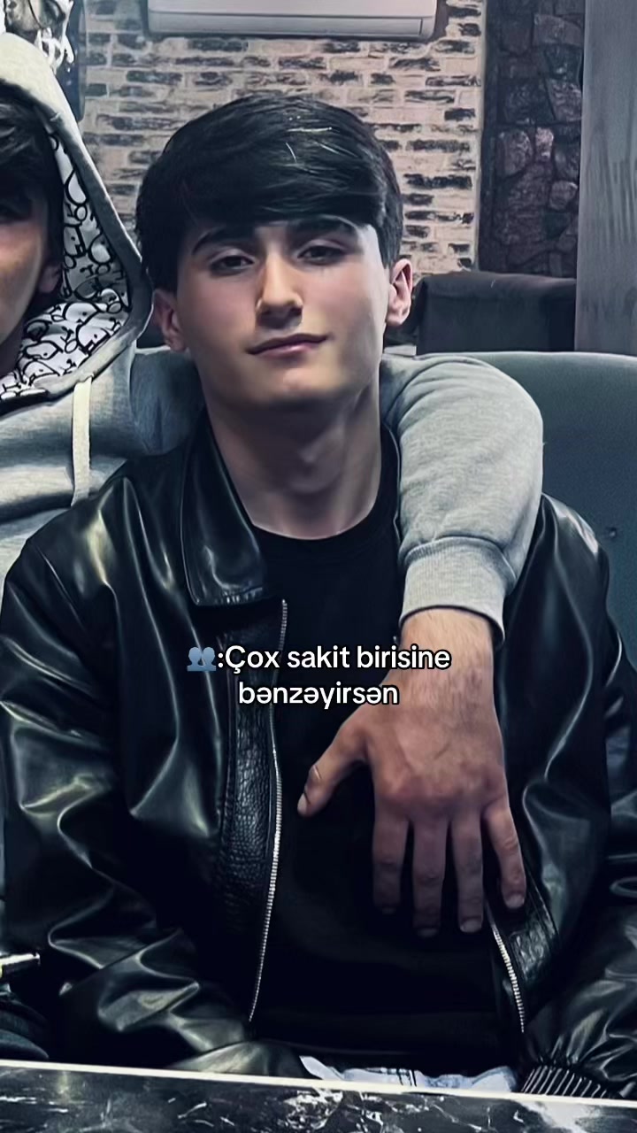 @𝑪.𝑬🦁