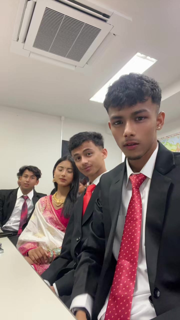 @Bibash 🇦🇷🇳🇵