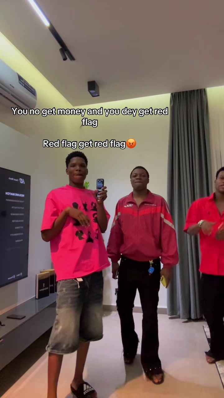 @🪽𝐅𝐚𝐦𝐨𝐮𝐬 G 🦉🦇