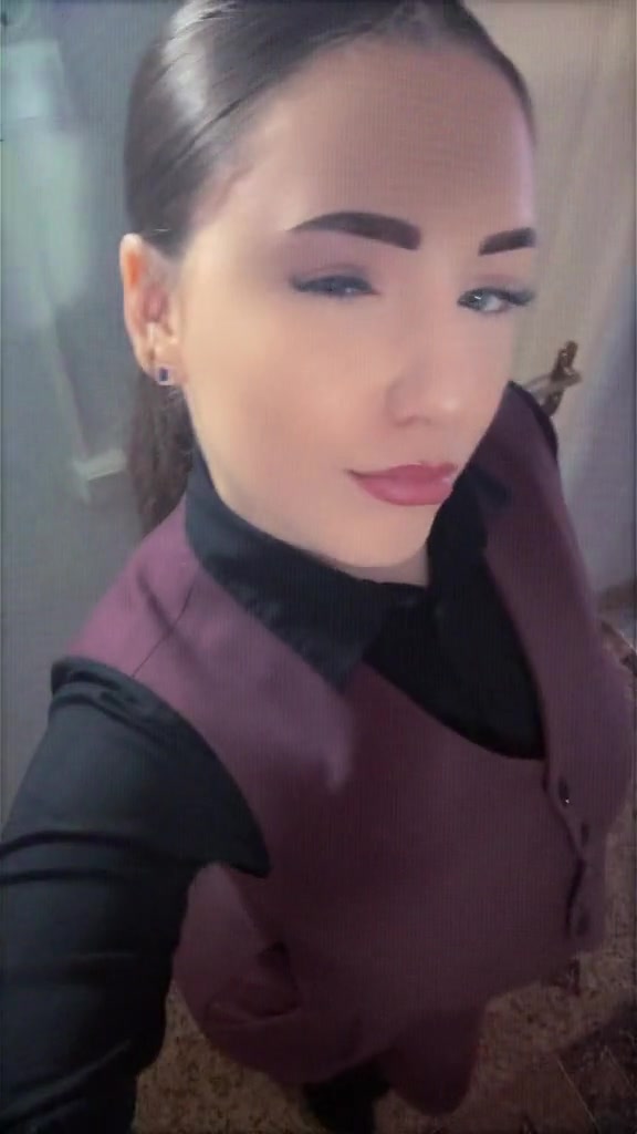 @Ionellaa