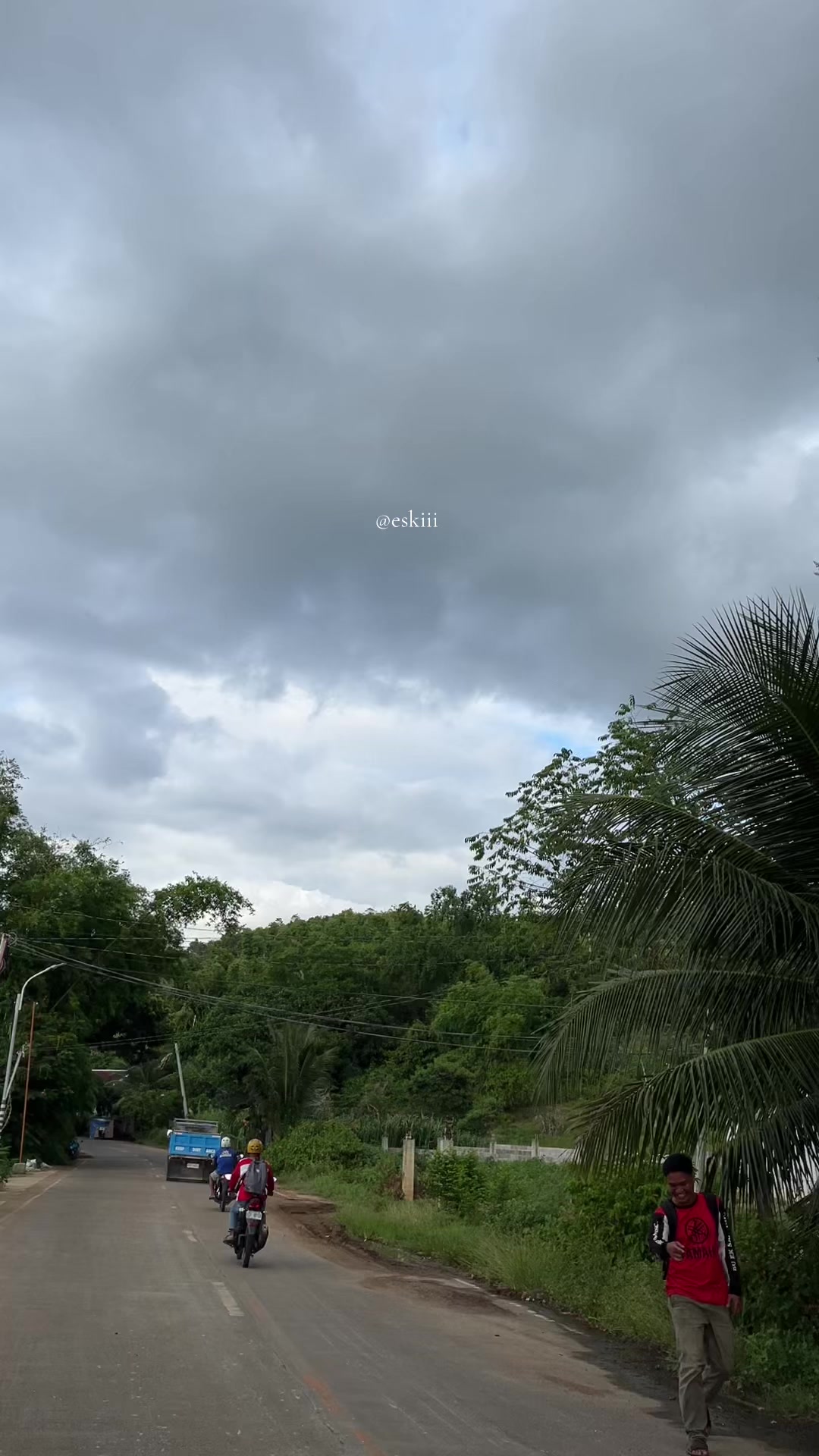 @Eskiii