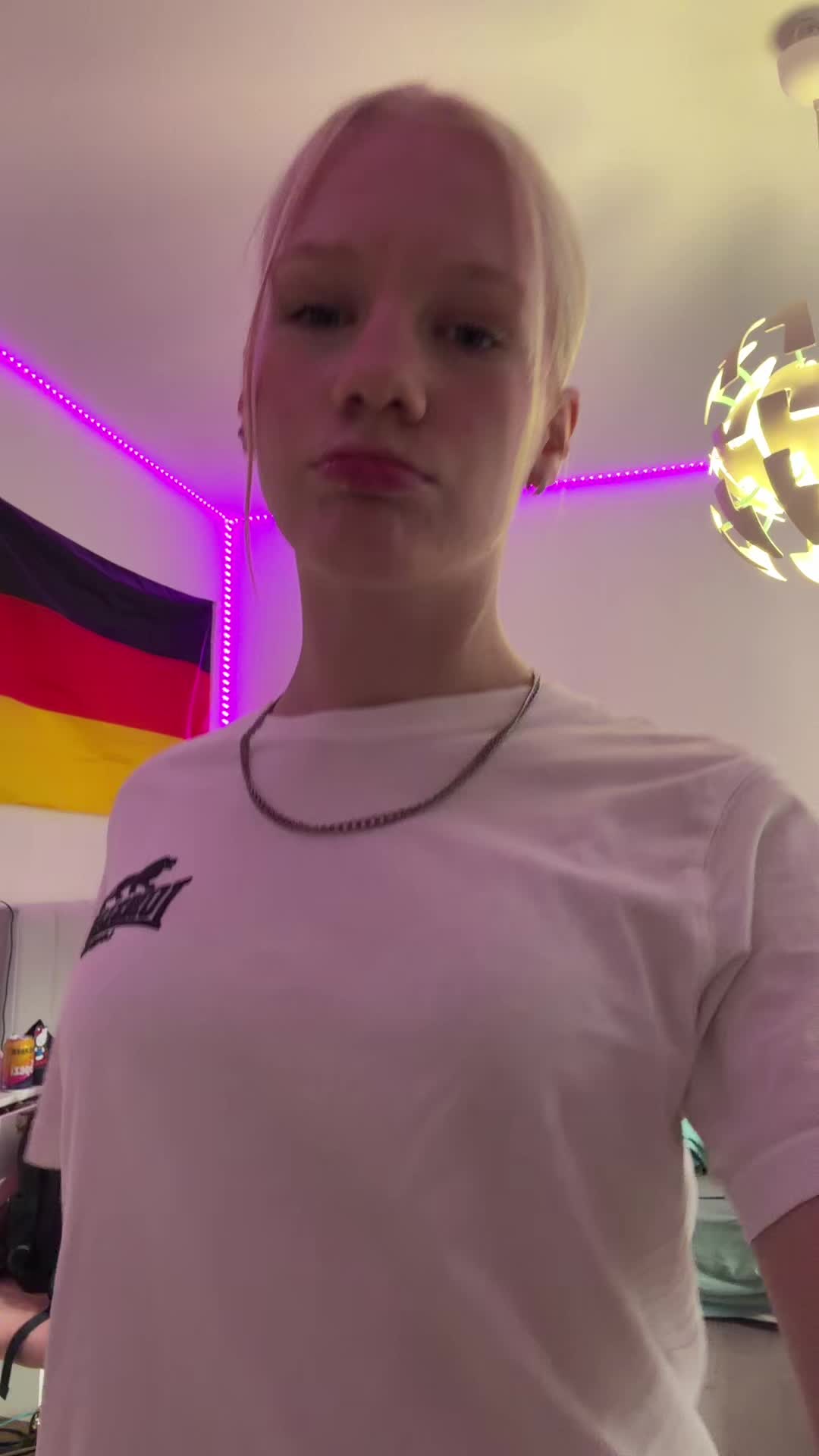 @Amelie