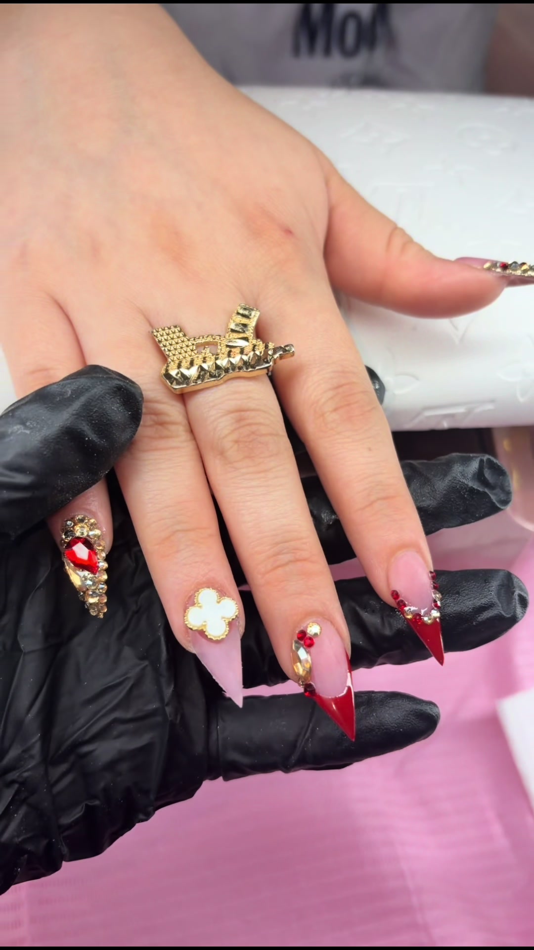 @💓 Magnolia Nail & Toe Tech 💓