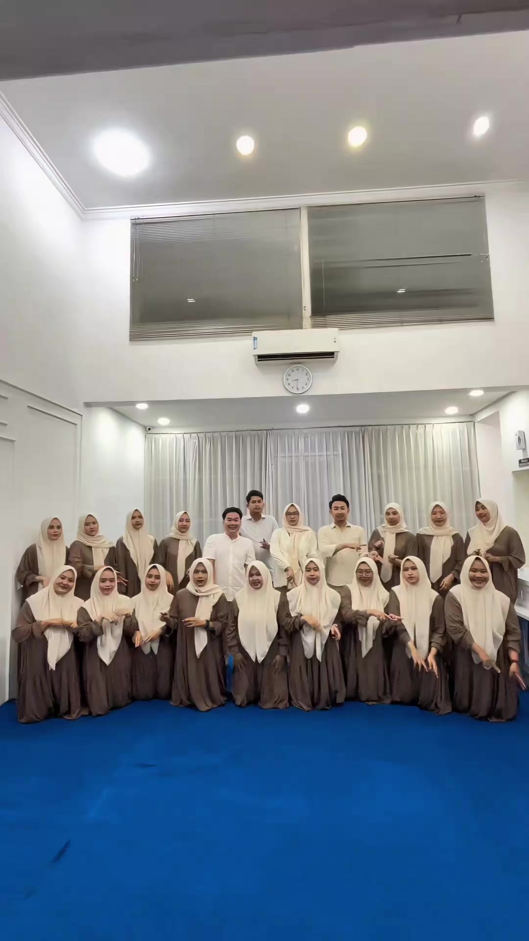 @dr. Vita Octa