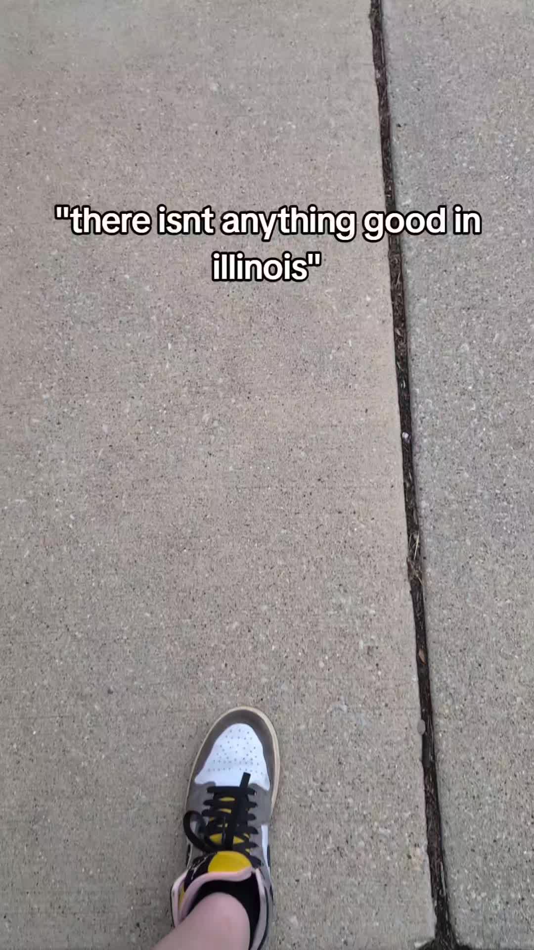 @𖣂