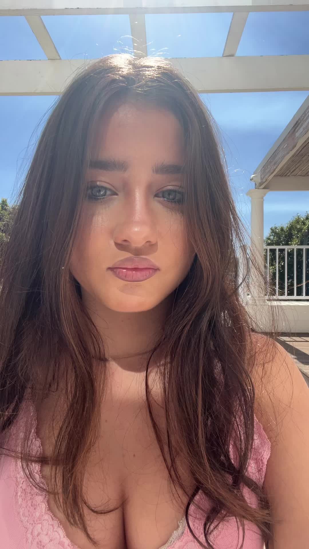 @sarahhhh