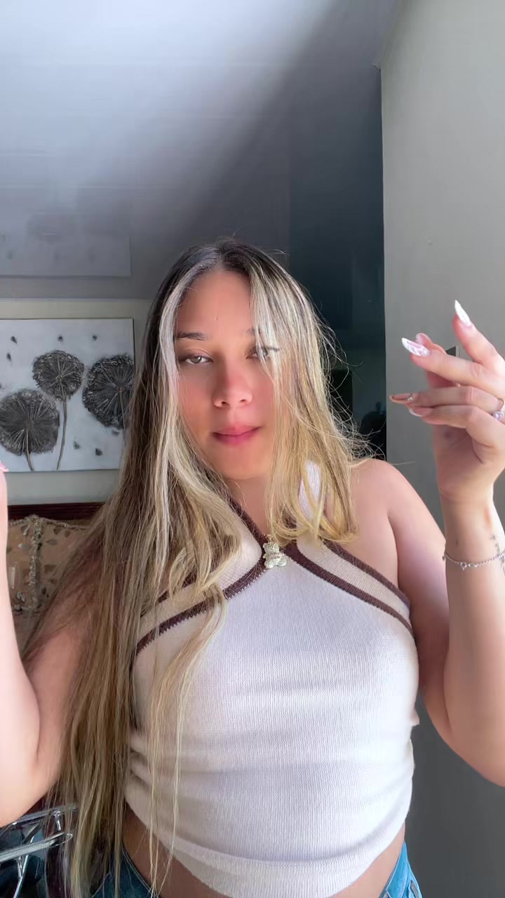 @La_chey_0909