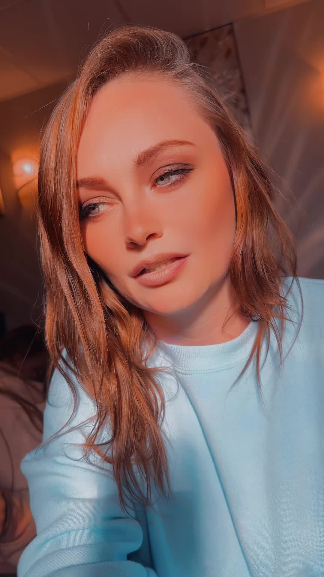 @Briggs. Wifeᥫ᭡