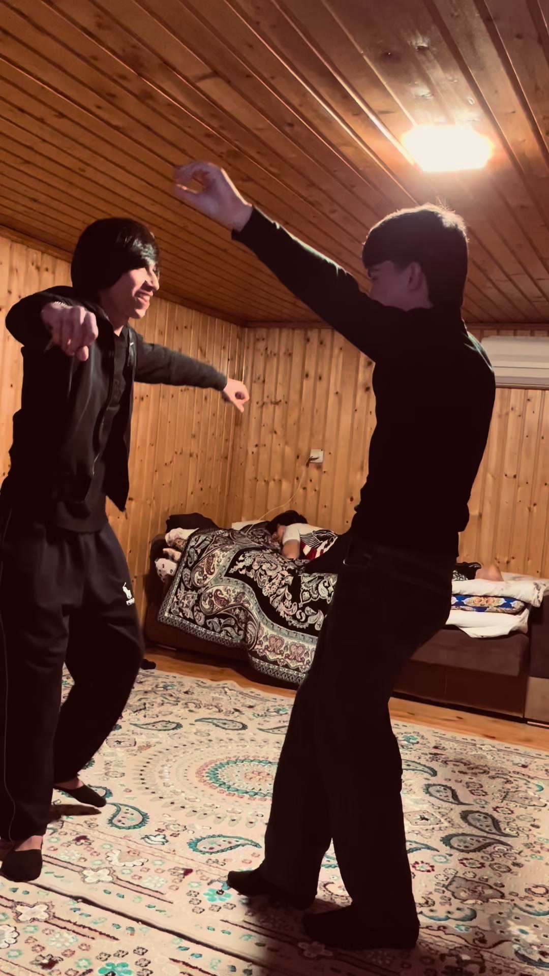 @Əlişkadı