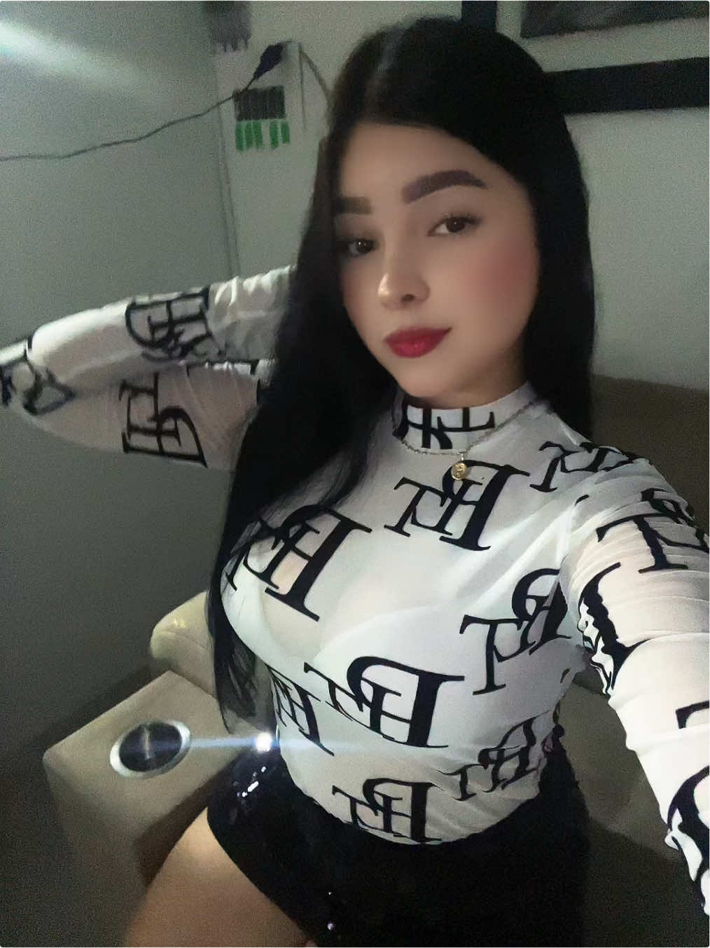 @Sofiaᥫ᭡🐦🔥