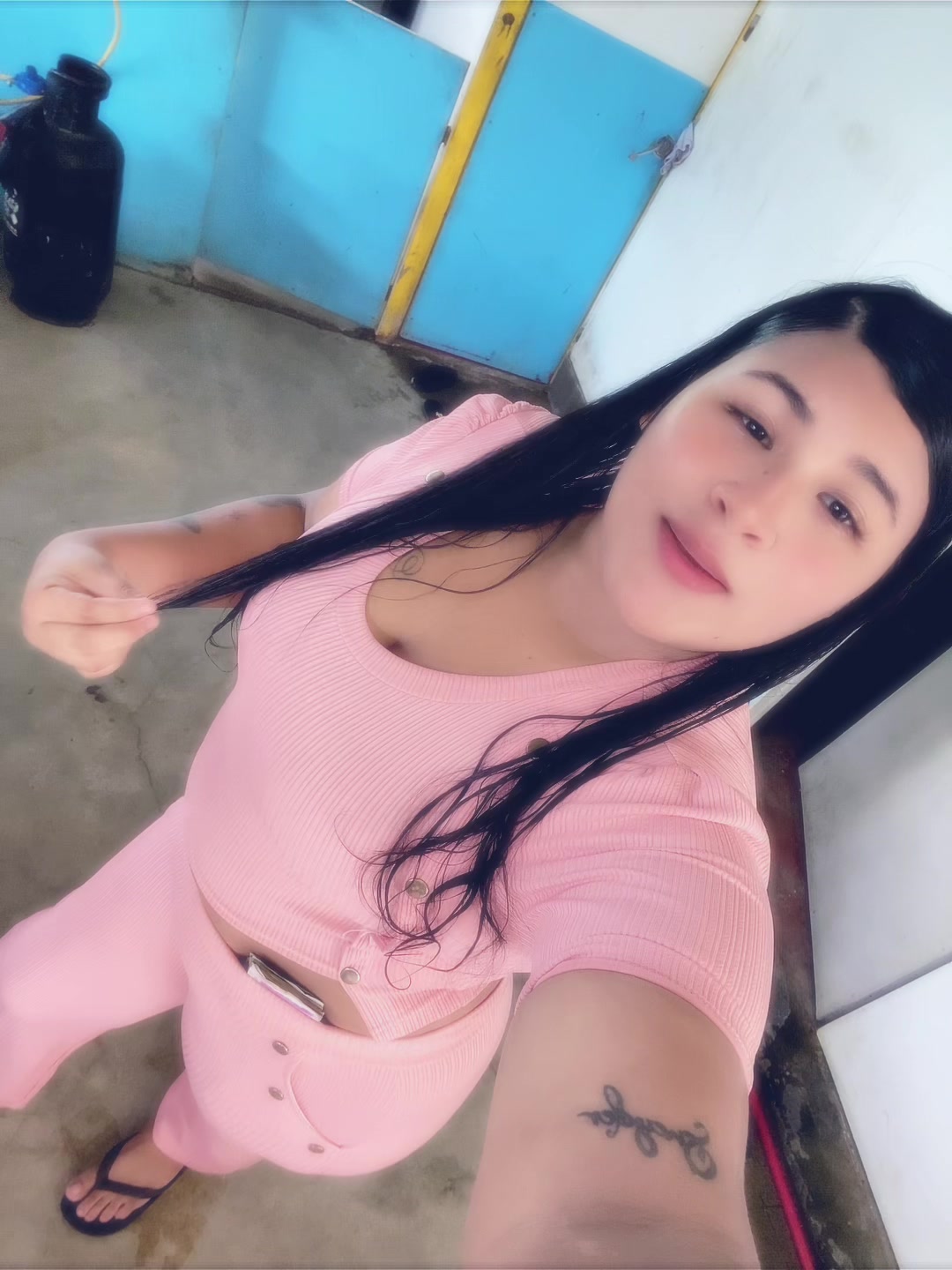@🐷🌸