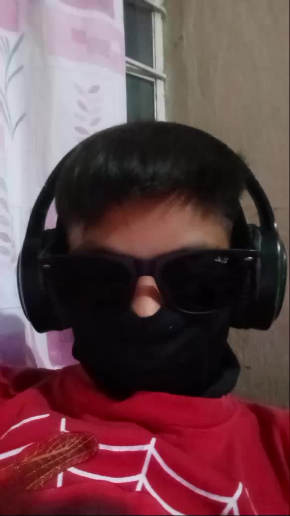 @...